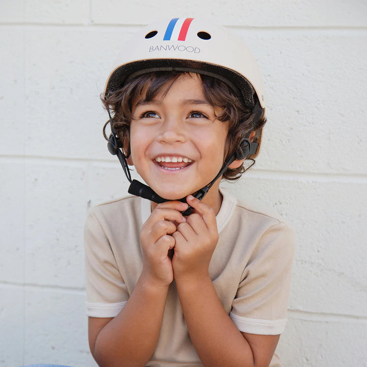 Comfortable children’s bike helmet with chinstrap.