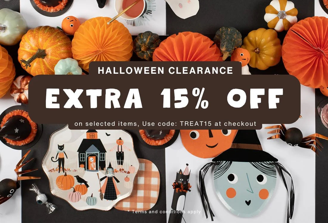 Small Smart UK Halloween Sale Banner - Extra 15% Off with Code TREAT15 - Spooky Savings on Kids Toys