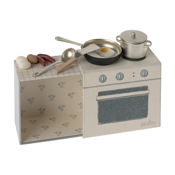 Maileg Cooking Set for Mouse