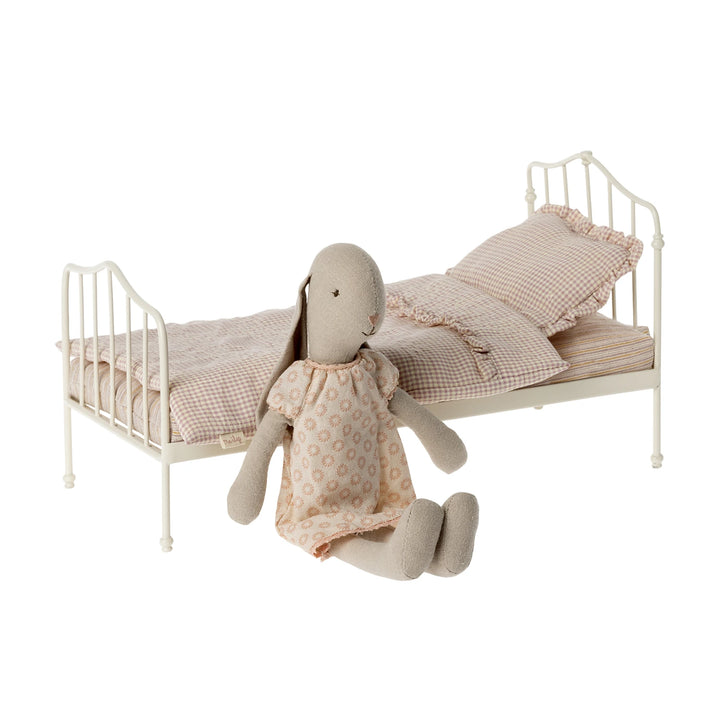 Maileg Miniature bed for Maileg dolls in purple with soft bedding.