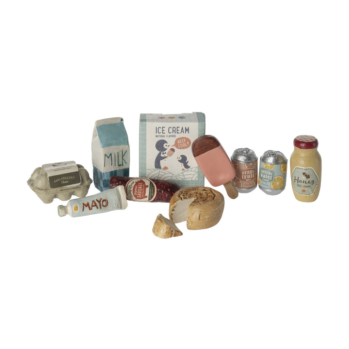 Maileg Miniature Grocery Box for imaginative play