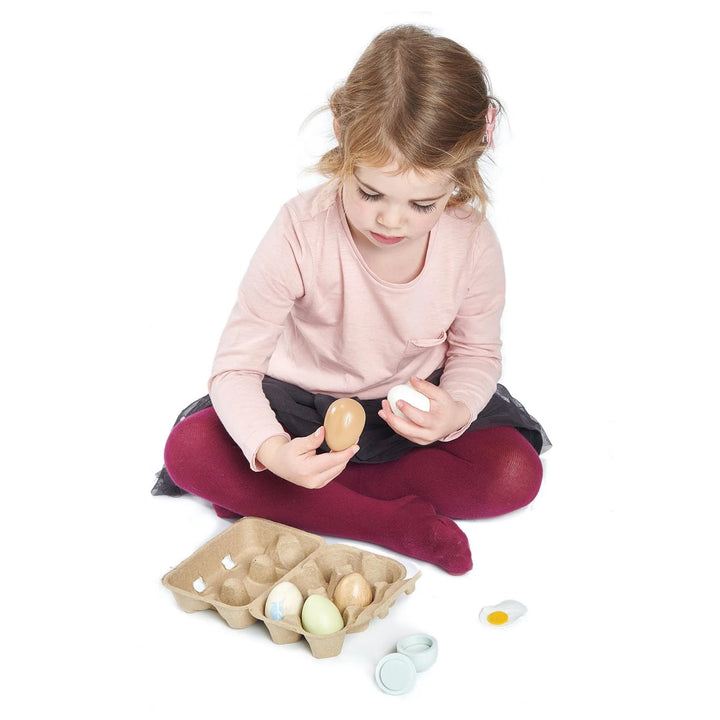 Educational egg toy set with opening egg