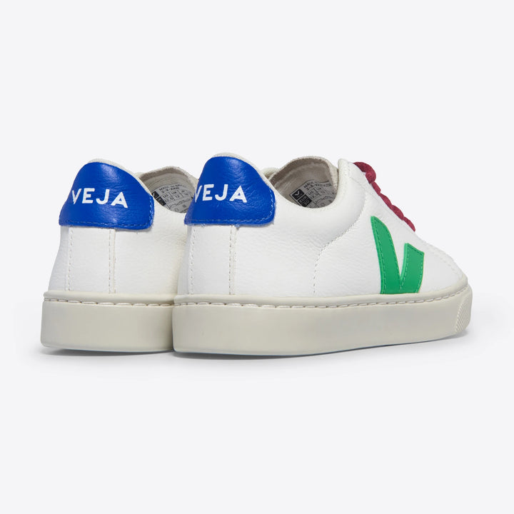 Eco-friendly Veja Kids Trainers with organic cotton laces.