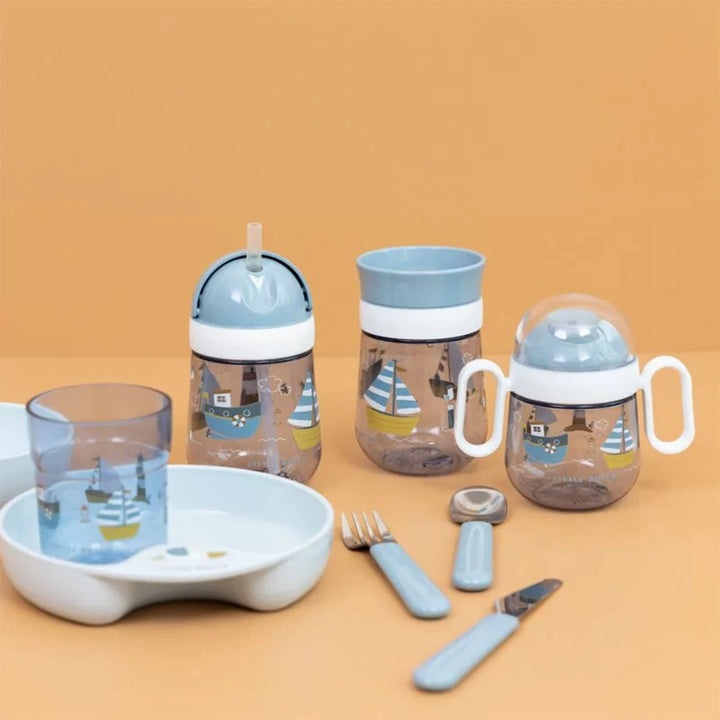 Spill-proof cup for toddlers with a Sailors Bay design