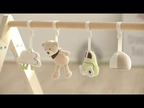 This is a video of the Wooden Baby Gym and Leaf Playmat Set (Green).